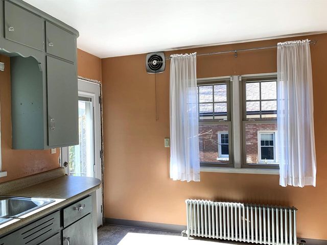 615 W Mackie Street, Beaver Dam, WI 53916