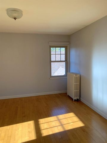 615 W Mackie Street, Beaver Dam, WI 53916