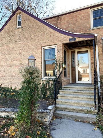 615 W Mackie Street, Beaver Dam, WI 53916