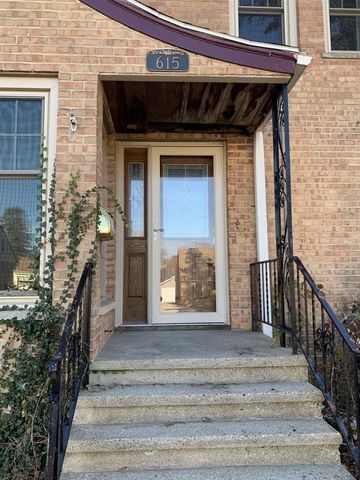615 W Mackie Street, Beaver Dam, WI 53916