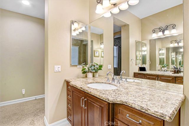 498 Green Orchard, Riverside, CA 92506