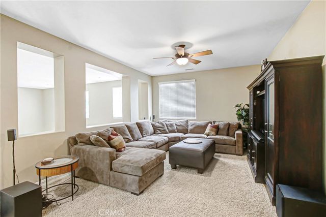 498 Green Orchard, Riverside, CA 92506