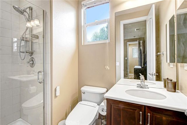 498 Green Orchard, Riverside, CA 92506