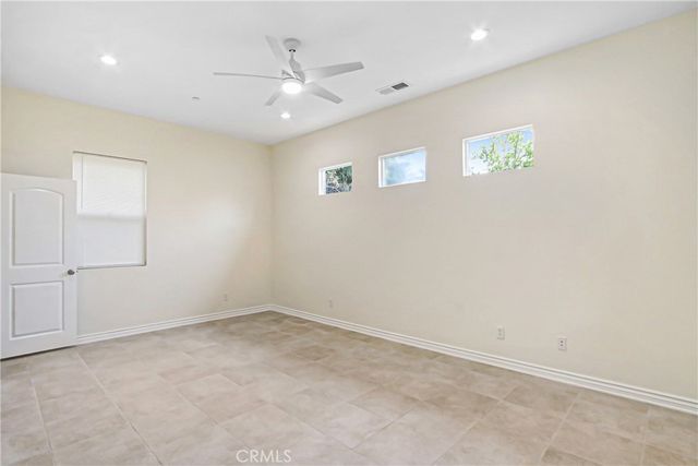 498 Green Orchard, Riverside, CA 92506