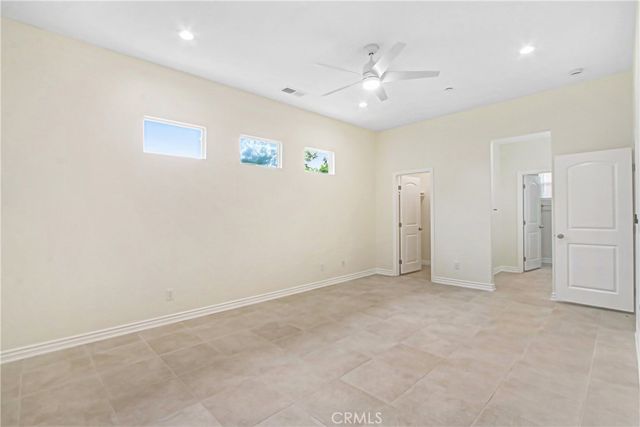 498 Green Orchard, Riverside, CA 92506