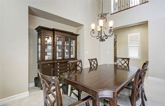 498 Green Orchard, Riverside, CA 92506