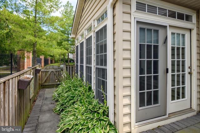 338 HAMLET CIR, Edgewater, MD 21037