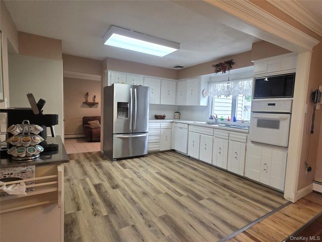 2663 Columbus Avenue, North Bellmore, NY 11710