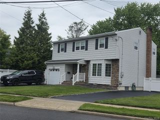 2663 Columbus Avenue, North Bellmore, NY 11710