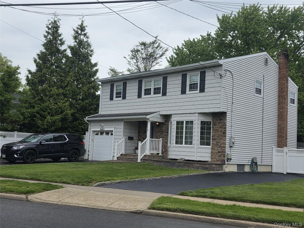 2663 Columbus Avenue, North Bellmore, NY 11710