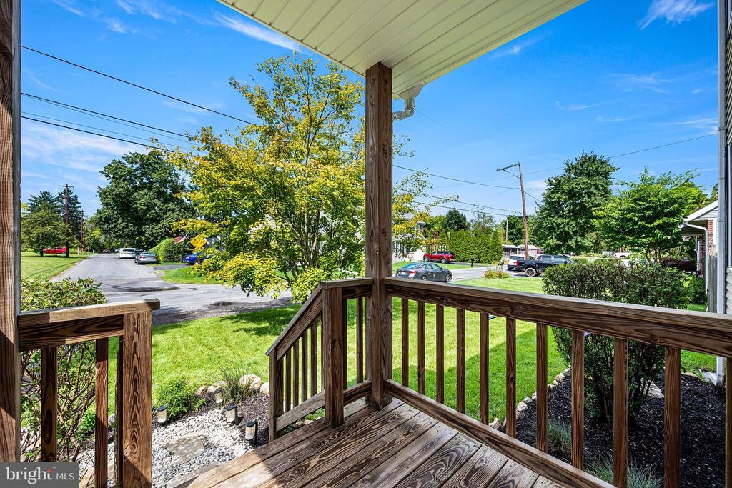 496 KLINE AVE, POTTSTOWN, PA 19465 — photo 3
