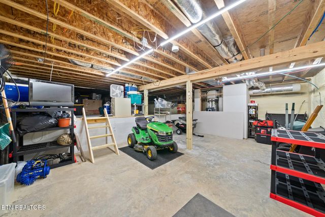 4117 Chica Rd, Crossville, TN 38572