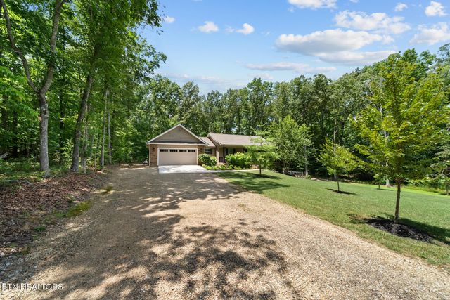 4117 Chica Rd, Crossville, TN 38572