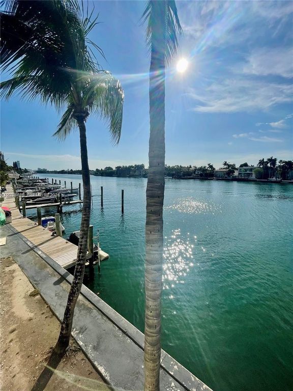 5600 Collins Avenue 16P, Miami Beach, FL 33140