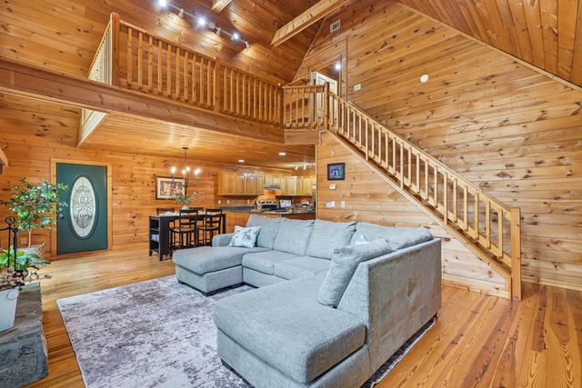 270 Tara Drive, Ellijay, GA 30540