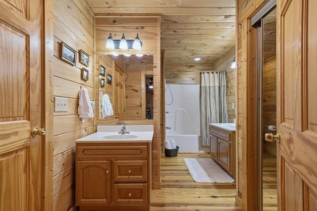 270 Tara Drive, Ellijay, GA 30540