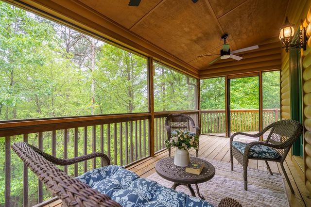 270 Tara Drive, Ellijay, GA 30540