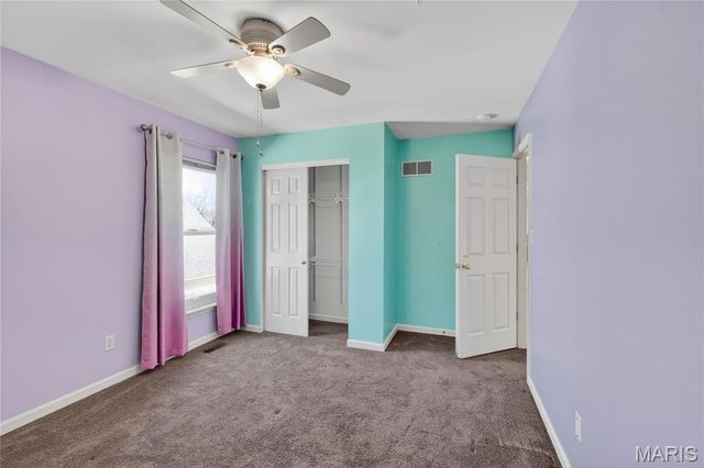 1221 Ruth Drive, Kirkwood, MO 63122