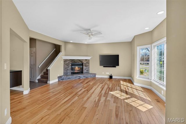 1221 Ruth Drive, Kirkwood, MO 63122