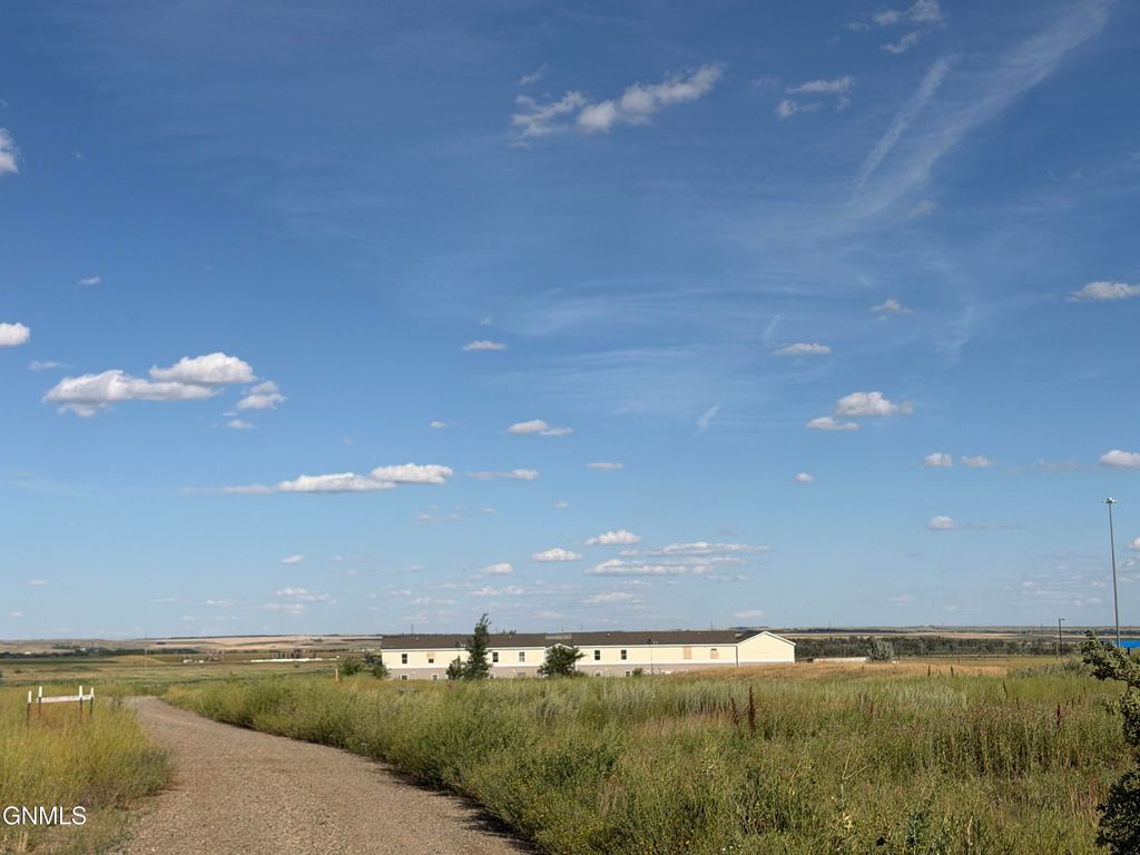 L 2, B 1 13 Mile Center Road NW, Williston, ND 58801 photo 4