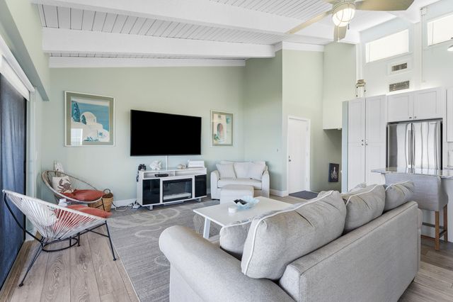 2355 NE Ocean Boulevard 1-5b, Stuart, FL 34996