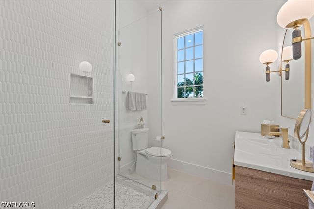 1140 8th ST S, Naples, FL 34102