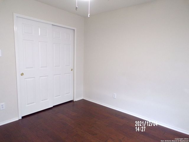 10722 Firefox Den, San Antonio, TX 78245