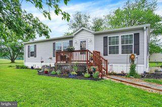 36 PINE RD, Abbottstown, PA 17301