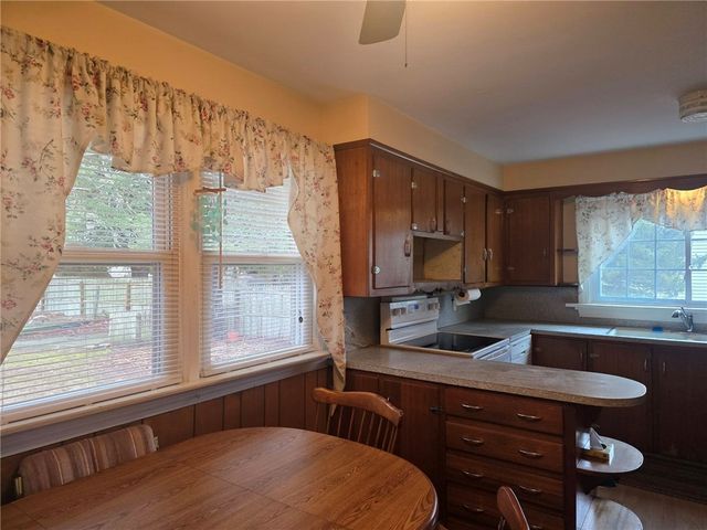 6 Wilder Avenue, Westerly, RI 02891