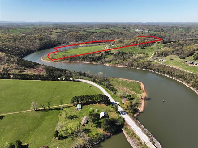 714 County Road 629, Green Forest, AR 72638