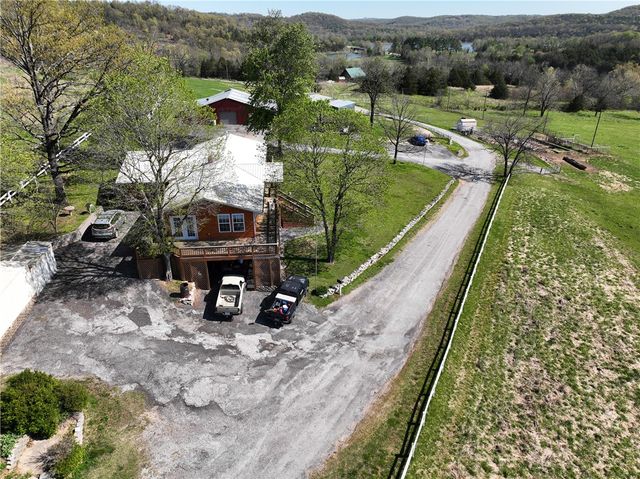 714 County Road 629, Green Forest, AR 72638