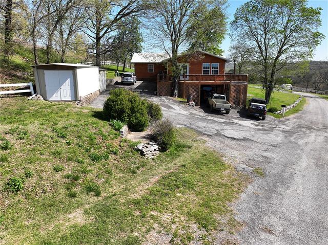 714 County Road 629, Green Forest, AR 72638