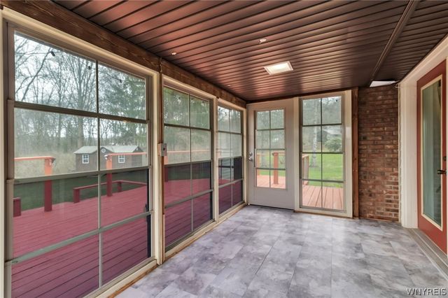 5566 Homestead Road, Boston, NY 14075