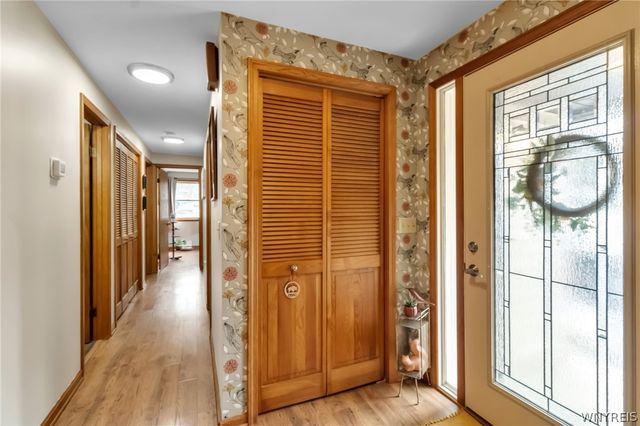 5566 Homestead Road, Boston, NY 14075