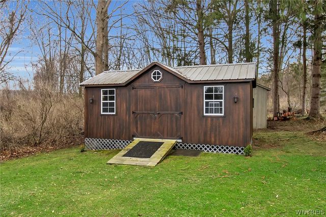 5566 Homestead Road, Boston, NY 14075