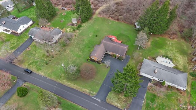 5566 Homestead Road, Boston, NY 14075
