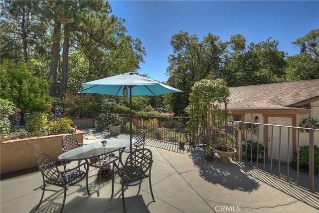 23167 Brookside Road, Crestline, CA 92325