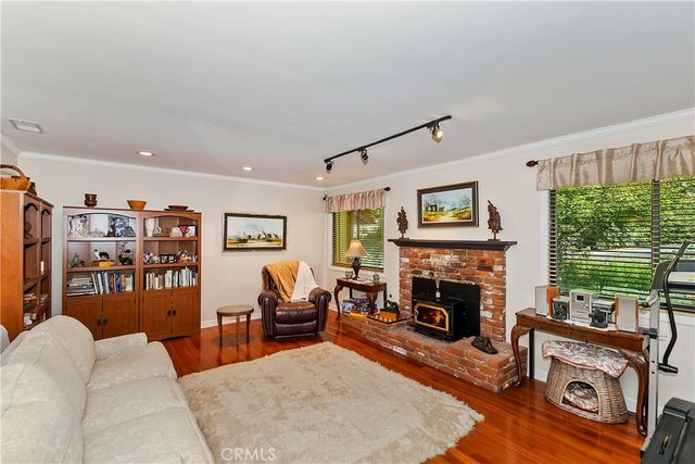 23167 Brookside Road, Crestline, CA 92325