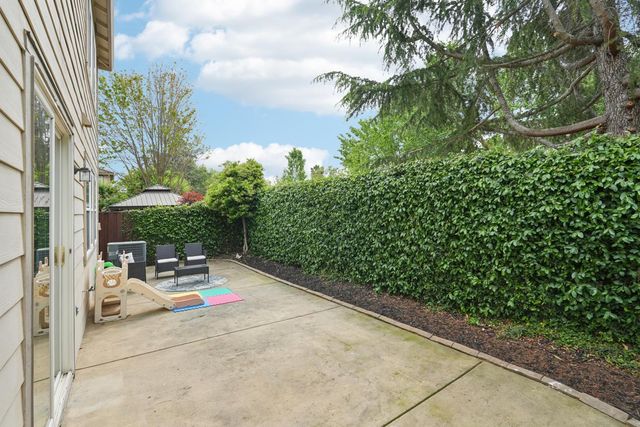 2821 Rogue River Cir, West Sacramento, CA 95691