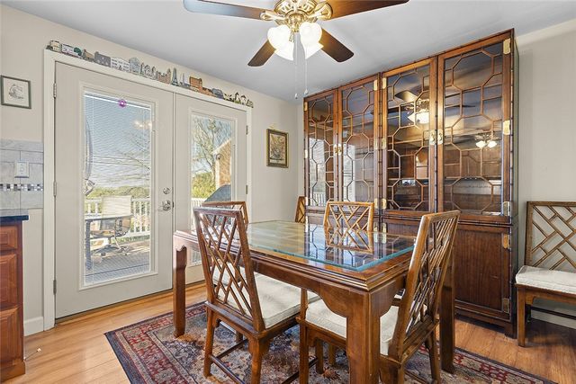 111 Knoll Dr, Penn Hills, PA 15147