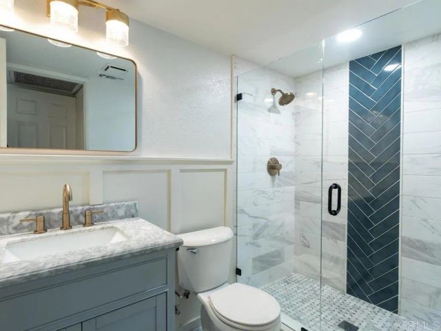 677 Garwood Court, Riverside, CA 92506
