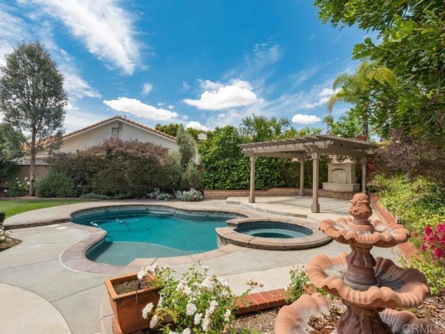 677 Garwood Court, Riverside, CA 92506