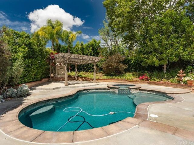 677 Garwood Court, Riverside, CA 92506