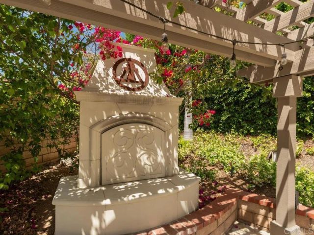 677 Garwood Court, Riverside, CA 92506