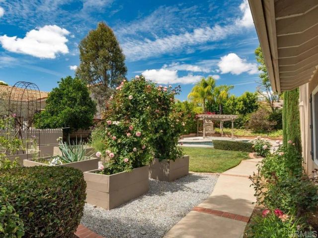 677 Garwood Court, Riverside, CA 92506