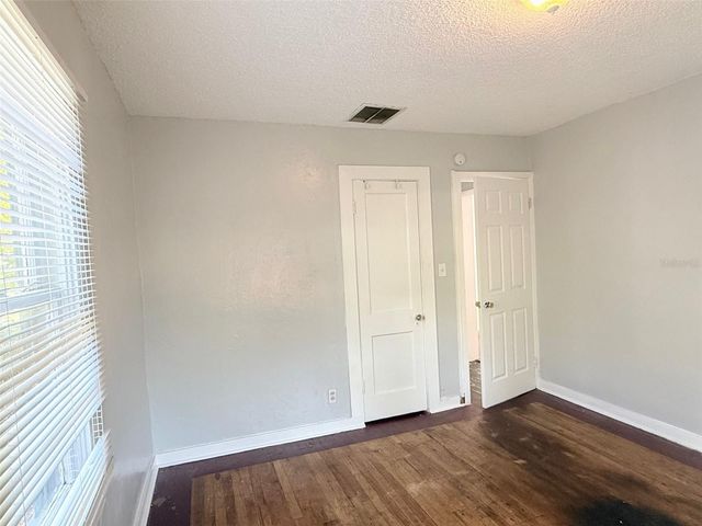 3527 3RD AVENUE N, St Petersburg, FL 33713