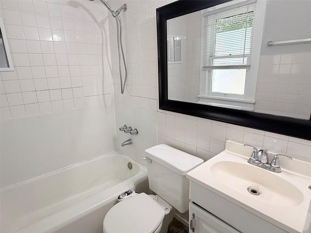 3527 3RD AVENUE N, St Petersburg, FL 33713