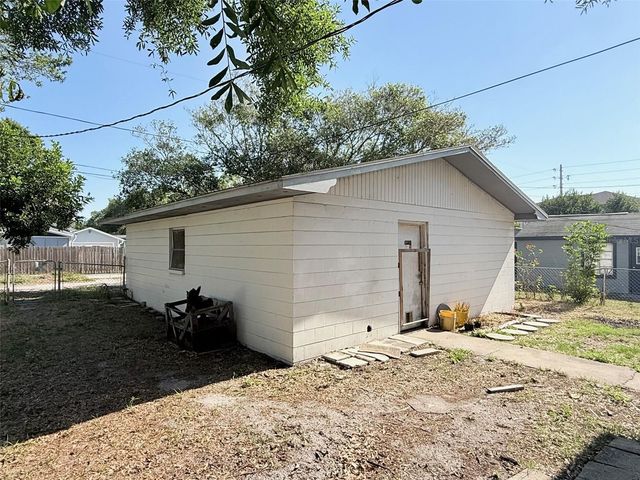 3527 3RD AVENUE N, St Petersburg, FL 33713