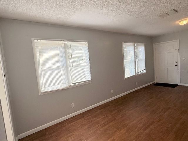 3527 3RD AVENUE N, St Petersburg, FL 33713