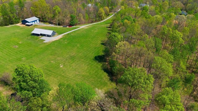 1043 Murphy Hollow Road, Vanleer, TN 37181